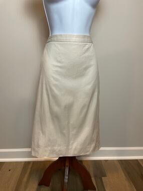 J.Crew Original Fit Beige Pencil Skirt Cotton Fully Lined Back Pleat Detail Sz 6